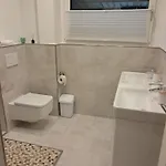 3 Am Hoevelhofer Stadtwald Lägenhet Hövelhof